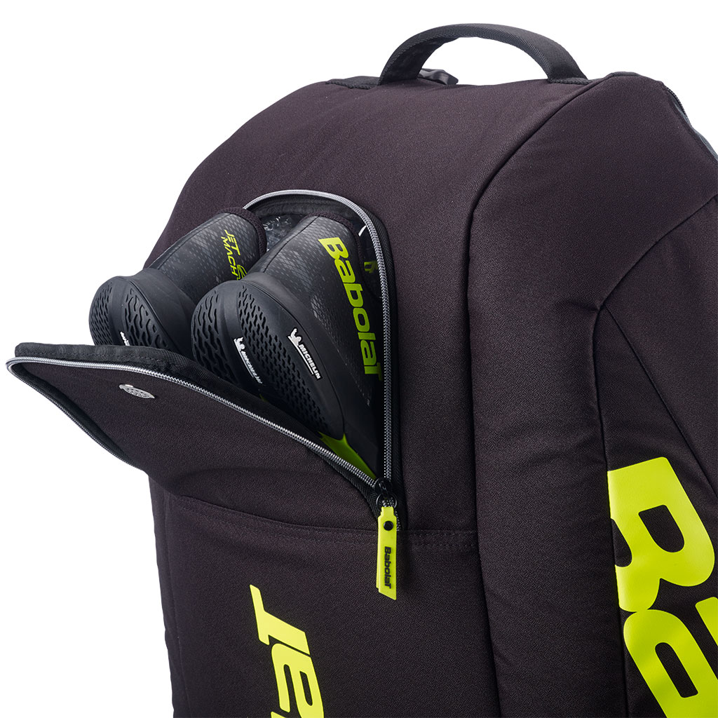 751238-RH12_PURE_AERO-100-3-Shoe_pockets