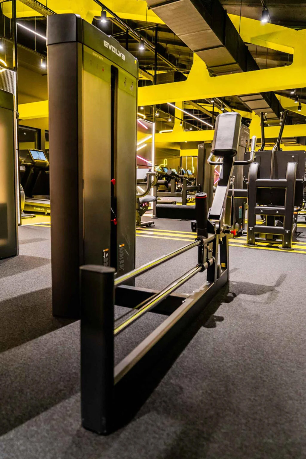 gluteus-mashina-evolve-glute-trainer-pr-220-1